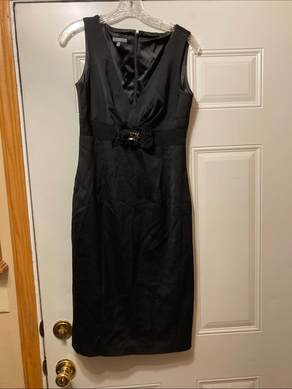 Ann Klein‎ Elegant Black V-Neck Sheath Dress with Waist Bow 8